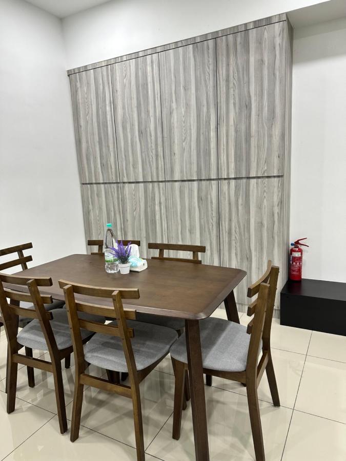 Manjung Vermogen Stay-Wi-Fi+Ktv Sitiawan Extérieur photo