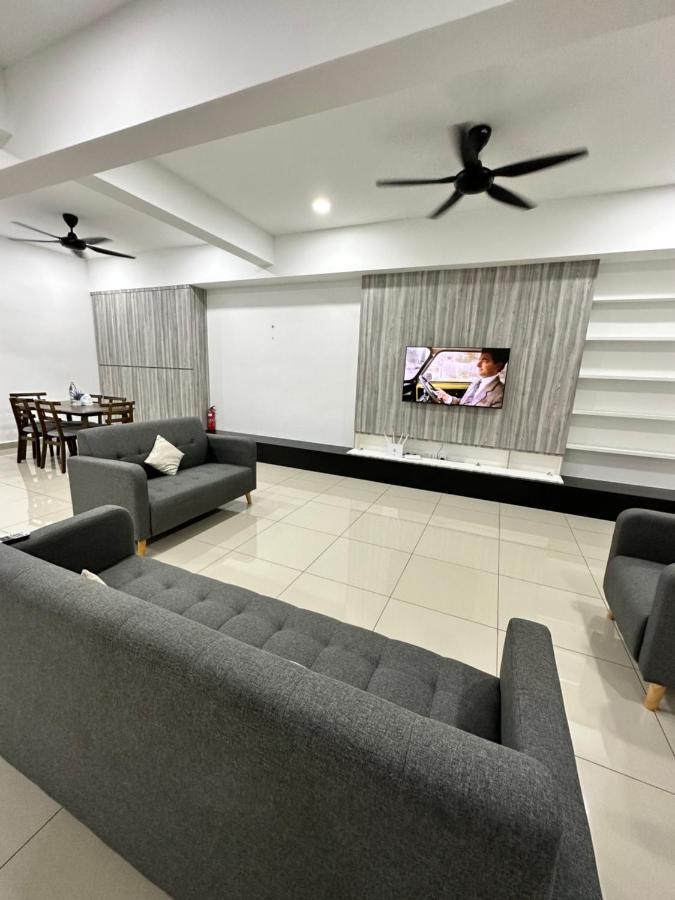 Manjung Vermogen Stay-Wi-Fi+Ktv Sitiawan Extérieur photo