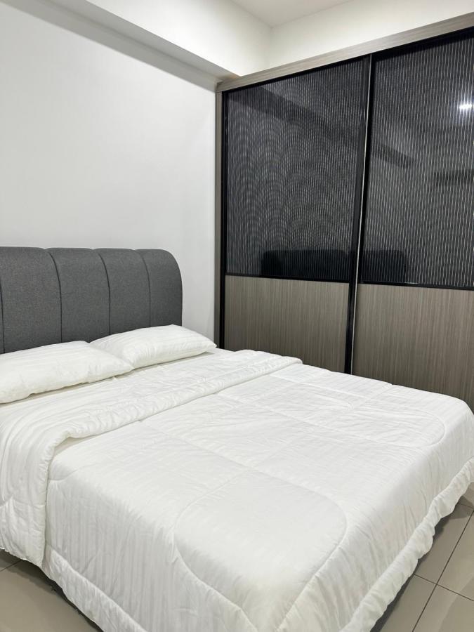 Manjung Vermogen Stay-Wi-Fi+Ktv Sitiawan Extérieur photo